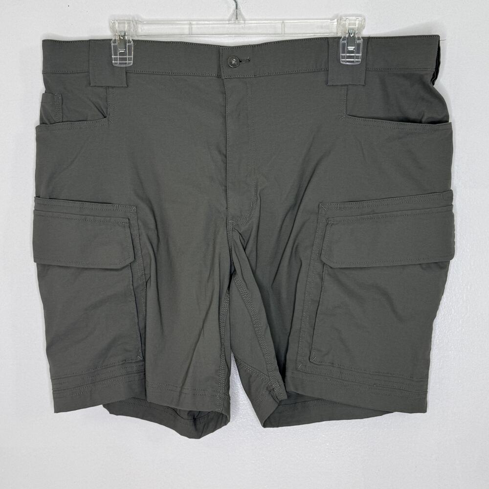 Duluth Trading Co Shorts Mens 44 Gray Nylon Cargo Relaxed Fit Stretch 9"